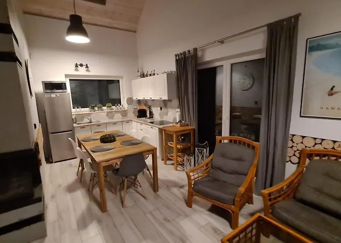 Semesterbostad Sasinko *